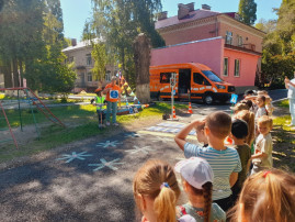 Академия безопасности. Детско-юношеская автошкола "Орленок". Академия безопасности. Детско-юношеская автошкола "Орленок".